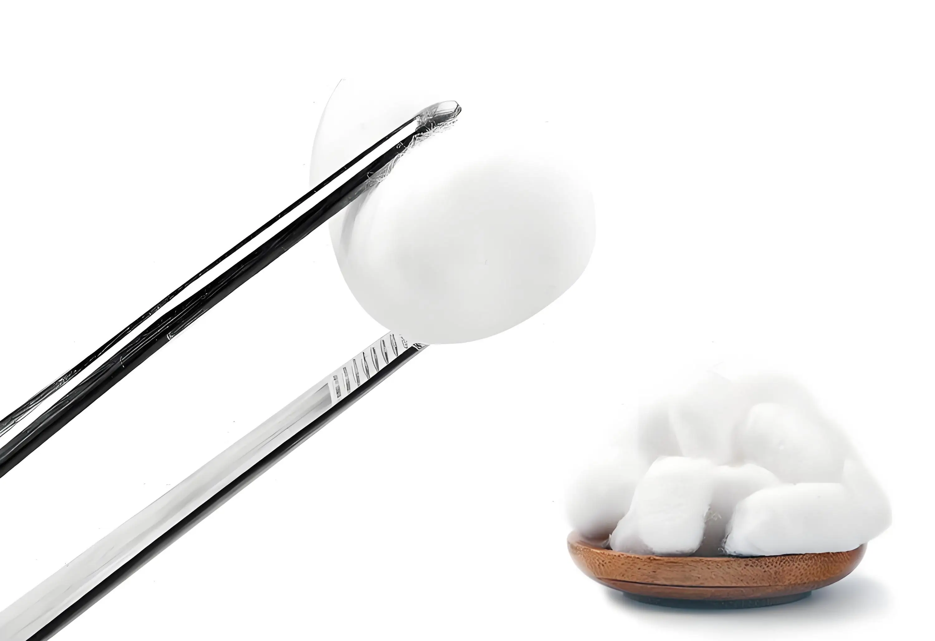 High Quality 100% Cotton Degreasing Cotton Balls Disposable Medical Cotton Balls for Absorbent Use in Hospitals Dental Clinics