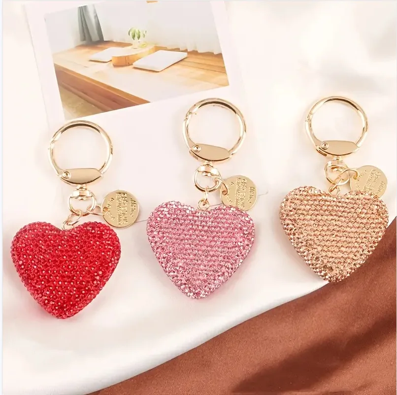 2024 wholesale Valentines Day Gift Pendant keyring  Rhinestone Love Heart Shape Keychain