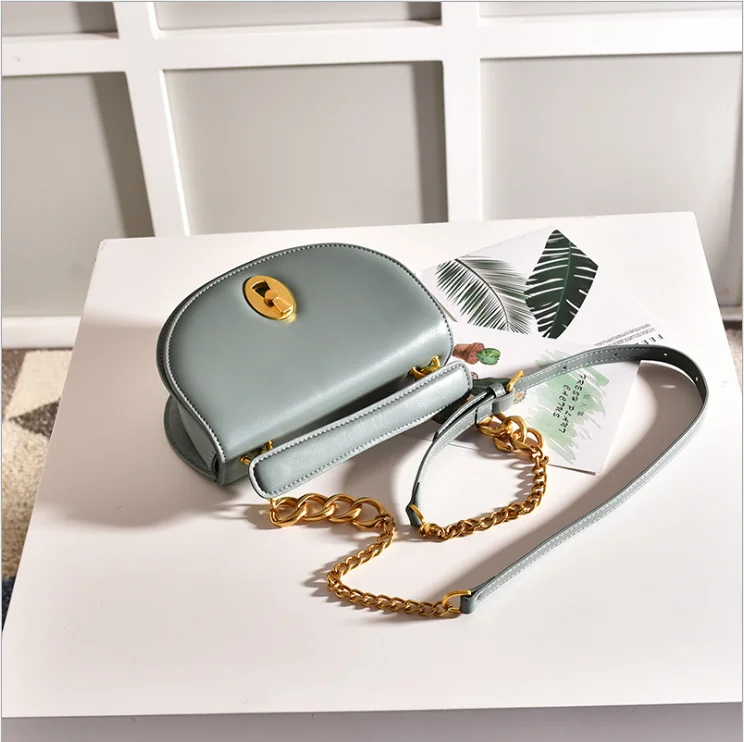 Summer mini retro hand bag female bag 2019 new fashion leather handbag Korean leather Messenger bag