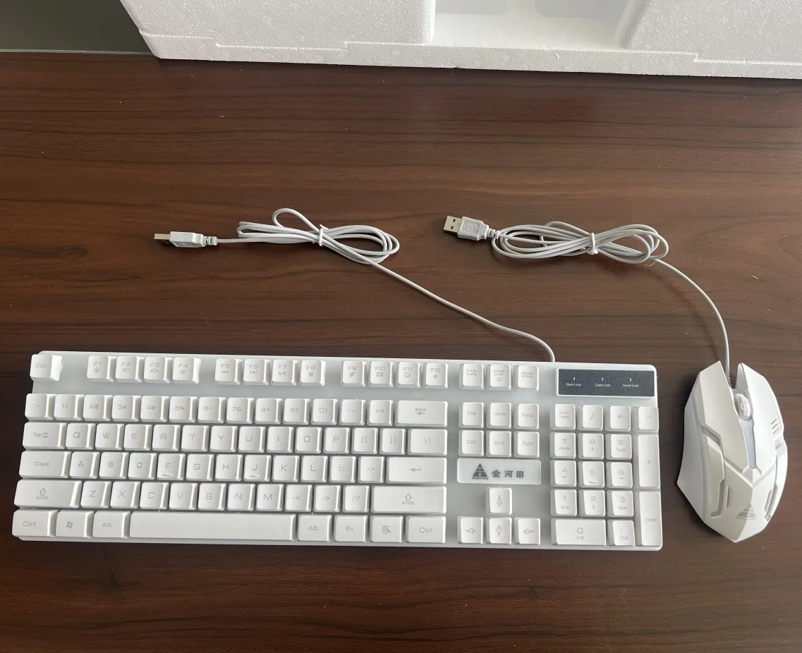 Wholesale Computer and Mobile Pad PC Gamer Set LED Professional Gaming Keyboard Mouse