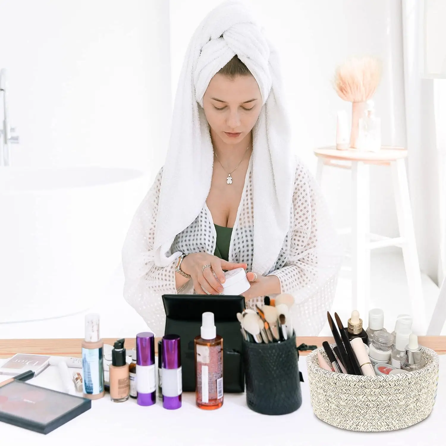 KUYUE Small Woven Basket, Empty Tiny Shallow Storage Basket, Mini Cotton Rope Baskets, Round Decorative Hamper