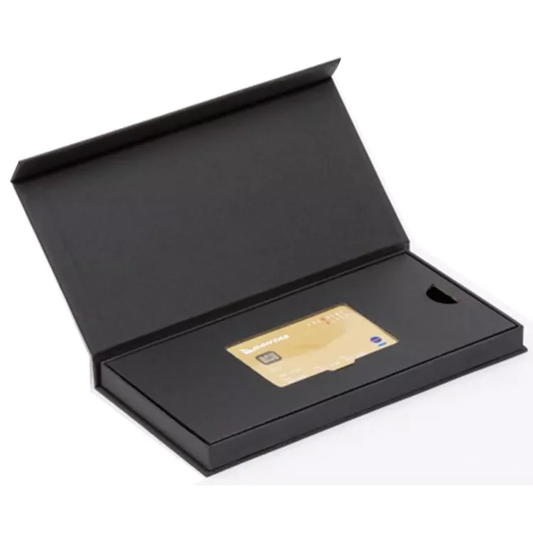 Custom  cardboard packaging black magnet closure VIP card gift box gold foil logo credit card holder boxes