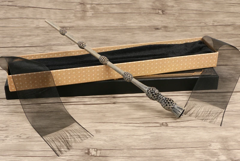 2022 Novelty Popular Cosplay Halloween HP Magic Fire Wand MOQ IS 1 PIECE