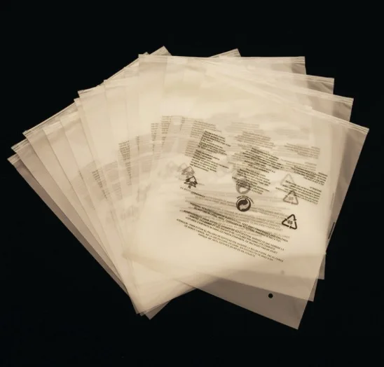 Plastic PE bags with custom logo for packaging