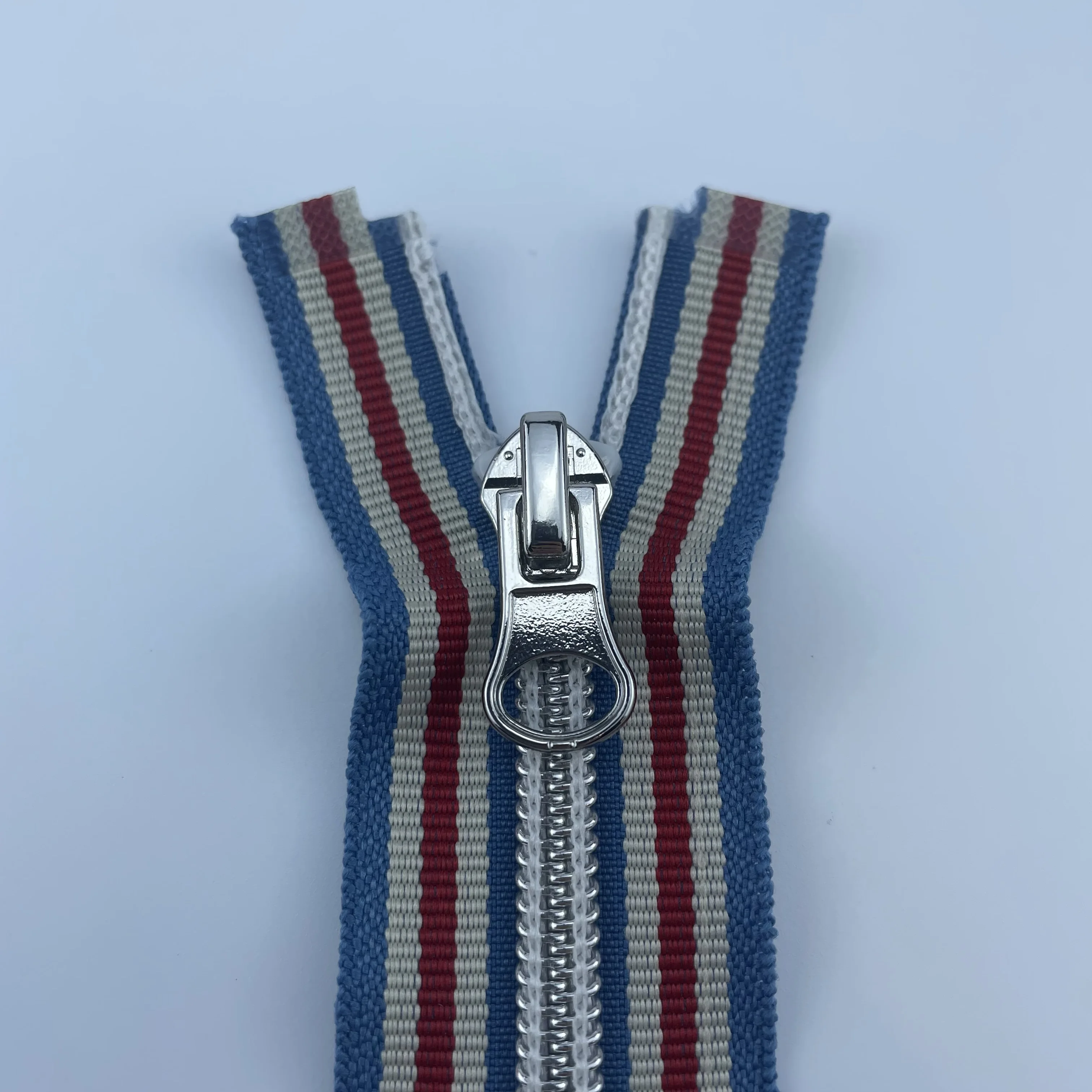 NO.5 Nylon zipper Silver teeth for Jacket Bag shoes Zipper Pulls puller zipper 3M slider tailoring material half zip