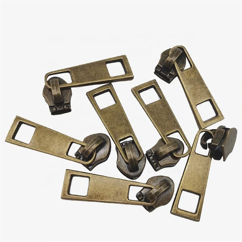 Handbag Hardware No.5 Nylon Metal Zipper Puller Slider Brand Logo Bag Zipper Head Puller Zipper Custom Metal Pull Logo