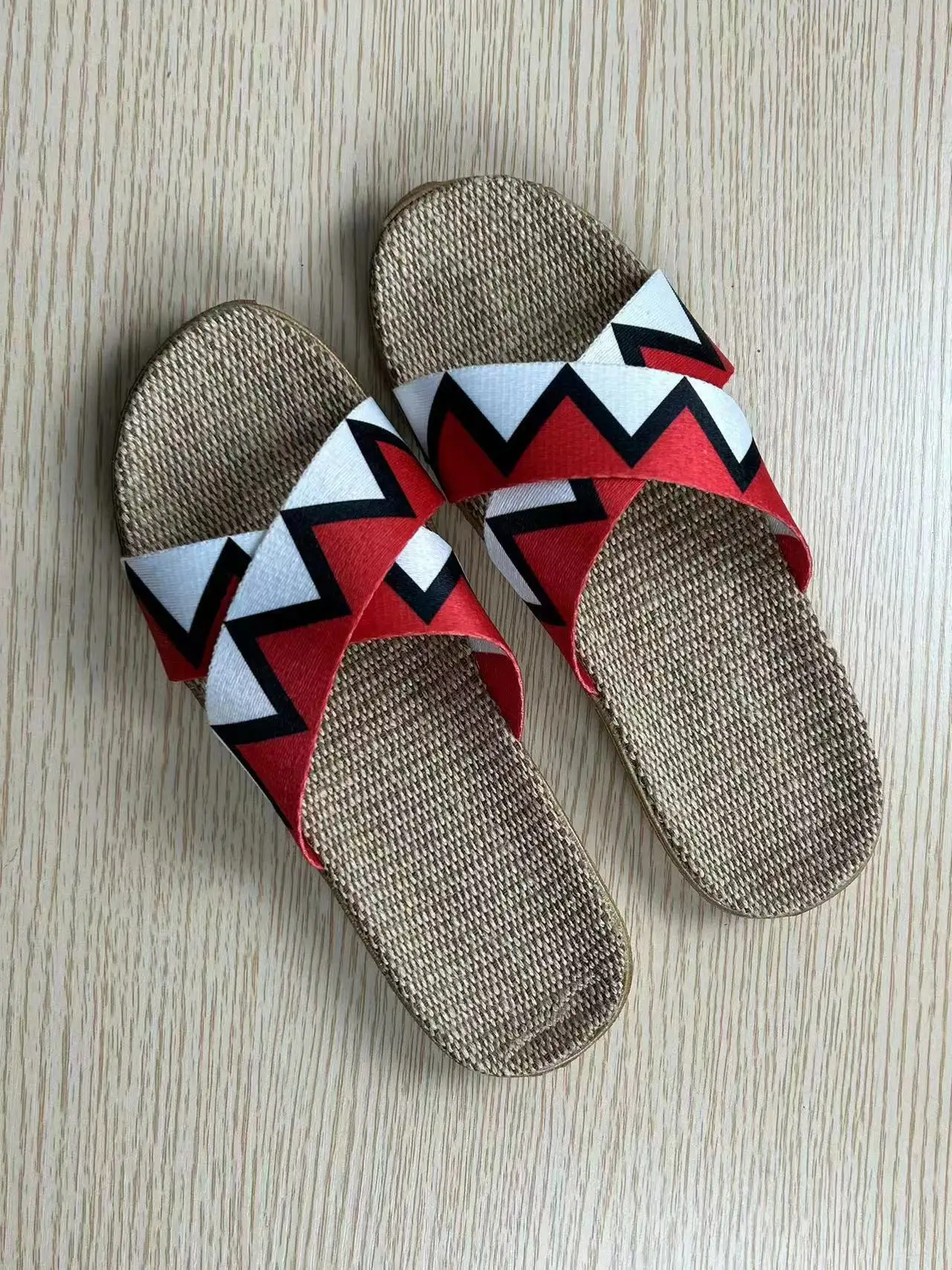 Fashion Women Linen Summer Beach Slippers Lightweight Women Slipper Open-Toe Breathable Anti-Slip Massage Shower Spa Bath Sandal
