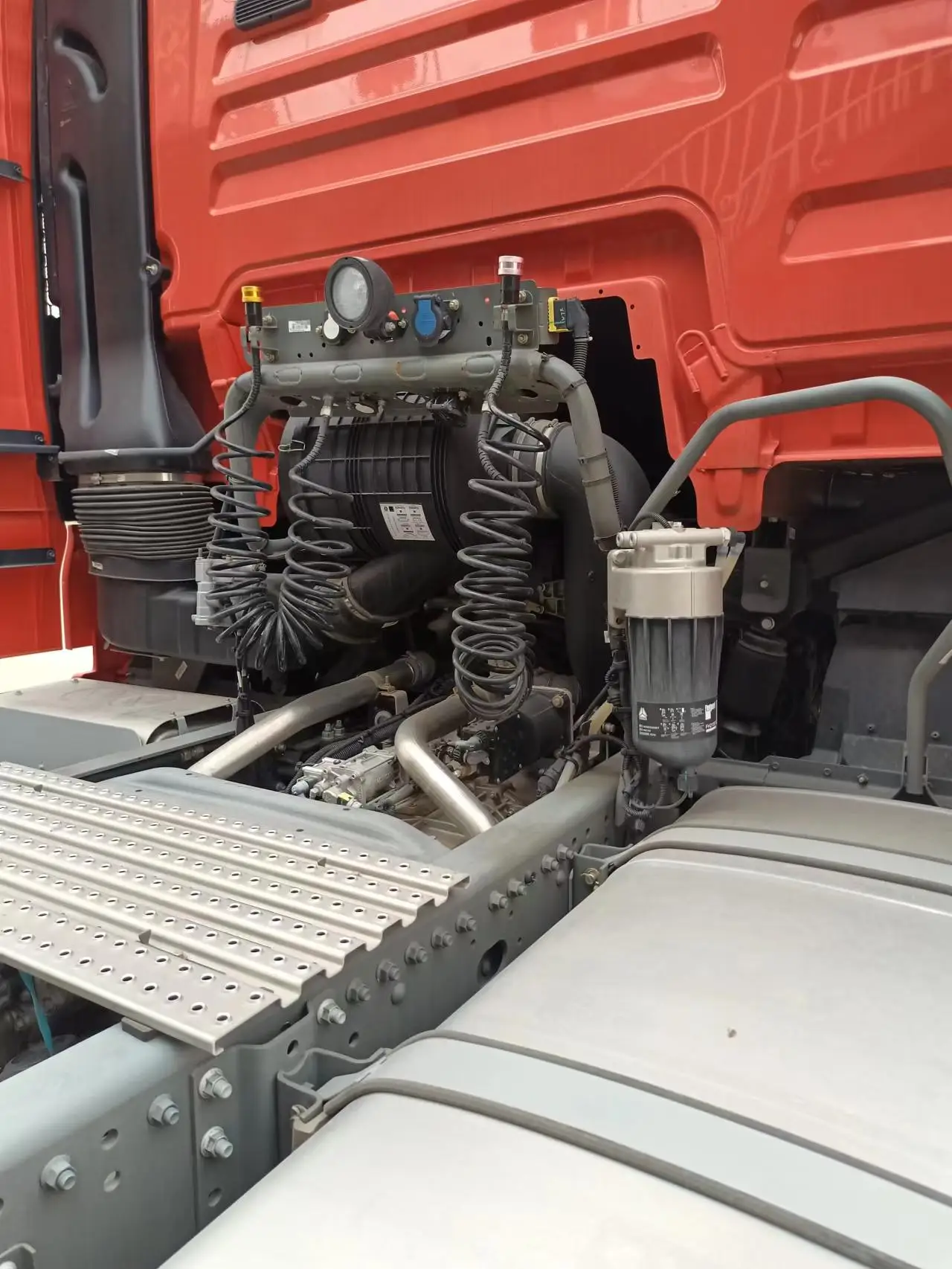 Б/у трактор Sinotruk SITRAK C7H на продажу