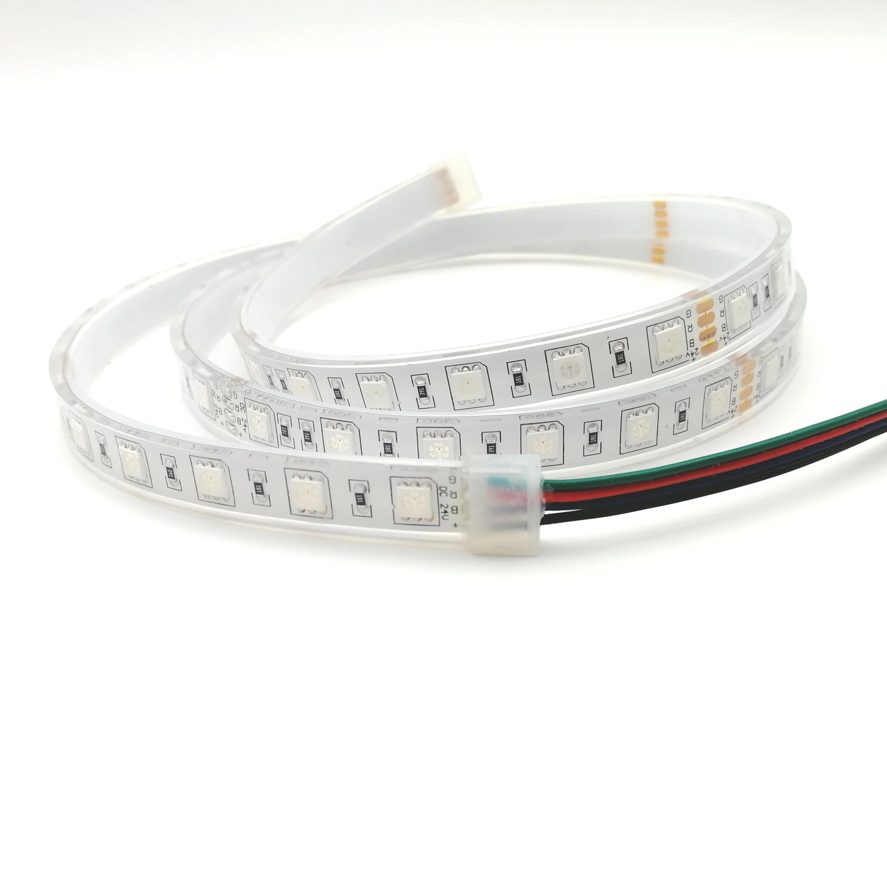 China Manufacturer Certificated Flexible DC12V 14.4W/M 10mm PCB SMD5050 RGB LED Strip Light