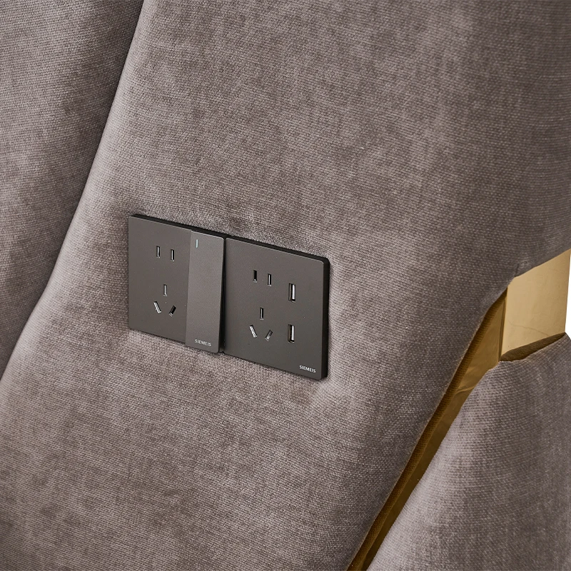 Italian Design Home Furniture Bedroom Super Headboard Luxury Bed Velvet Tufted King Size Fabric Bed