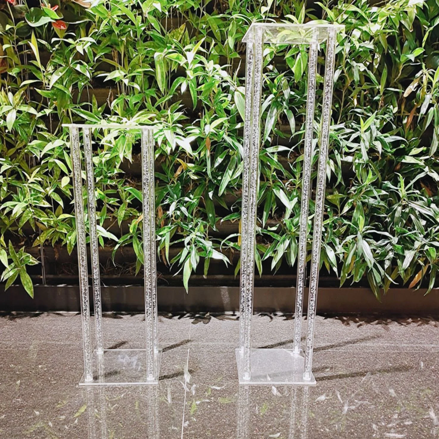 Decorative acrylic flower centerpieces stands for wedding table without beads