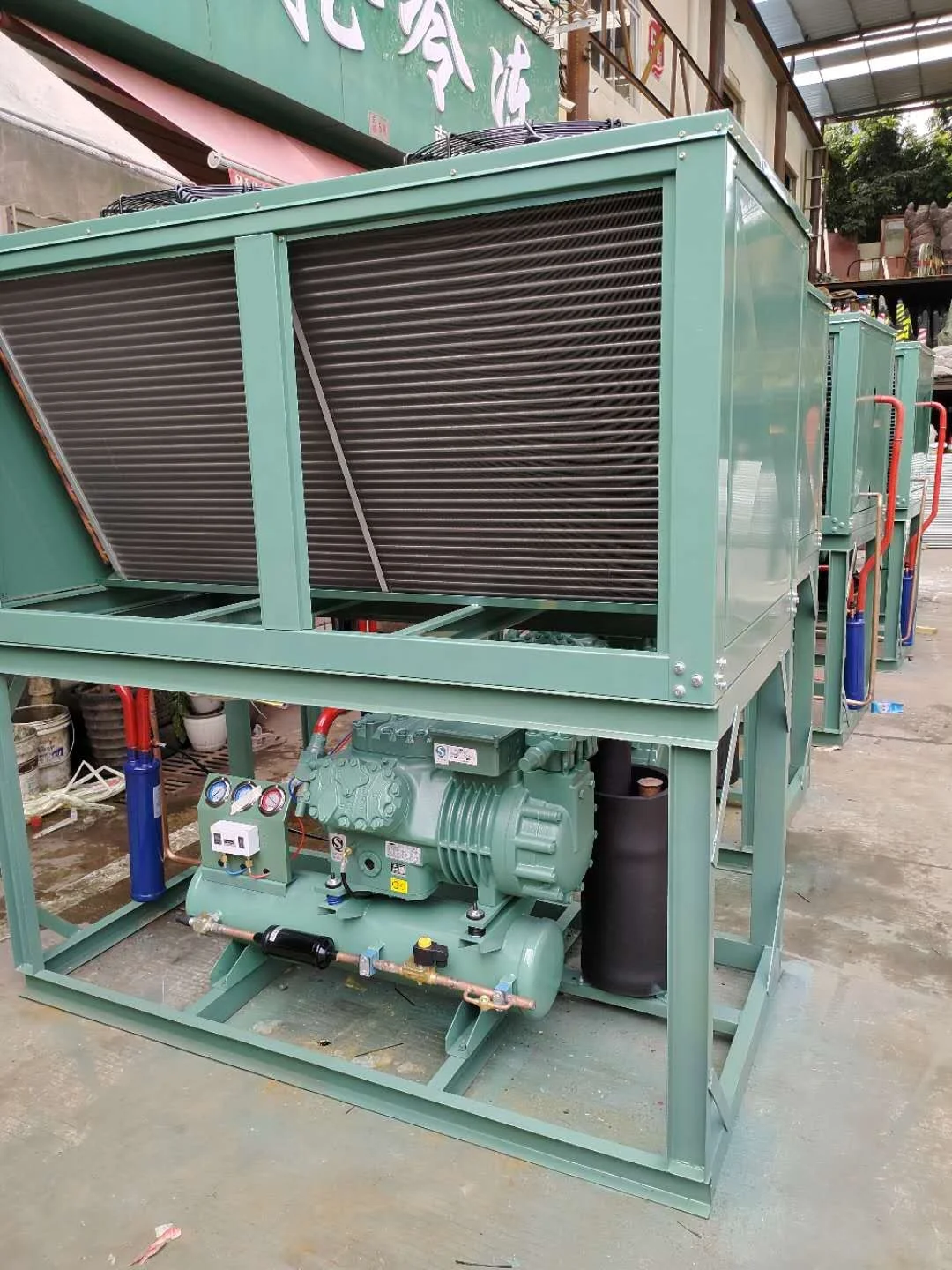 Big Project V Type Condensing Unit Walk In Ultra Low Blast Freezing Unit For Oversea Fish And Seafood