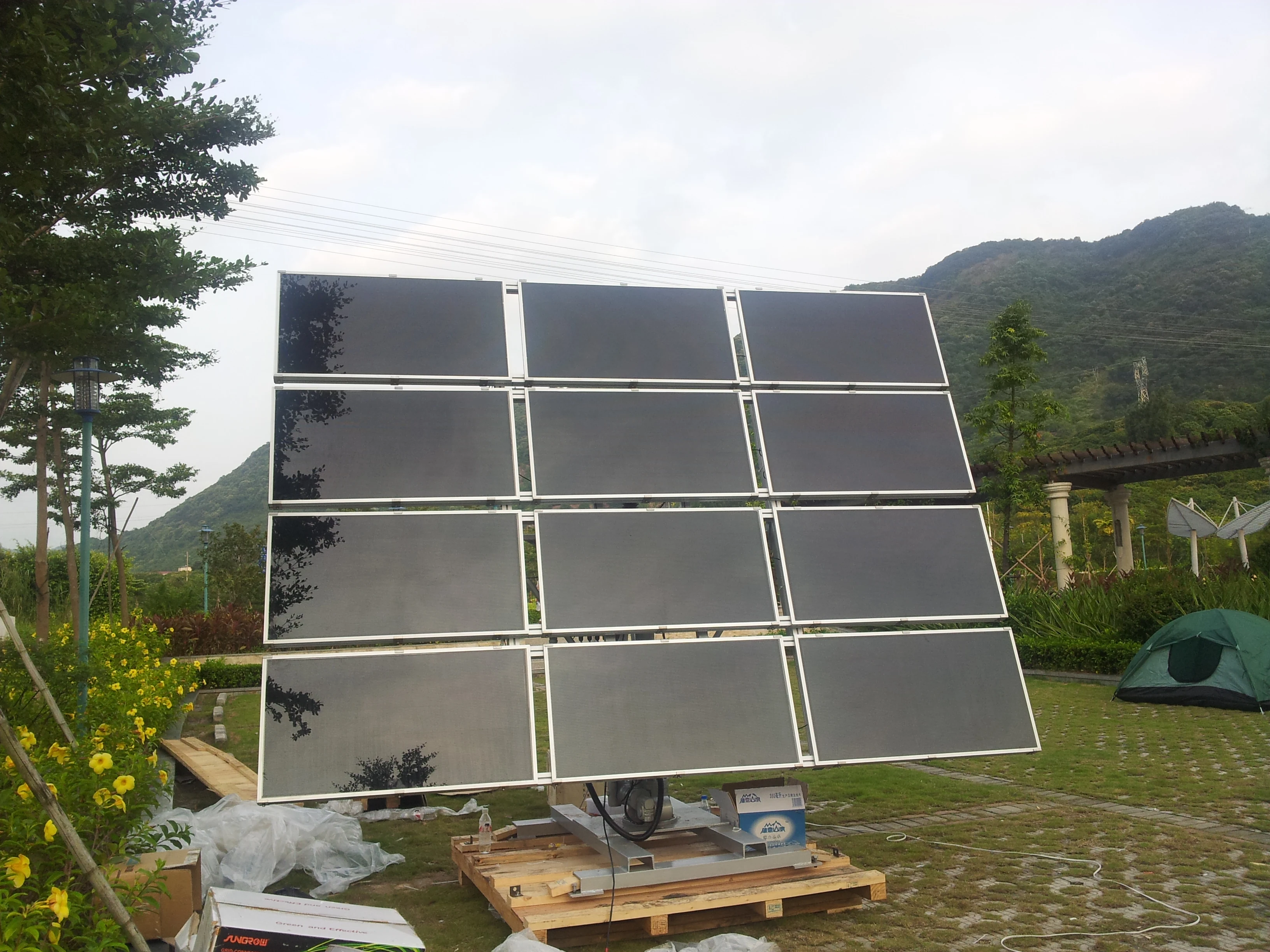 Off Grid Solar System Convenient 300W to 10KW Smart MPPT Adjustable No Battery Solar Tower Technology