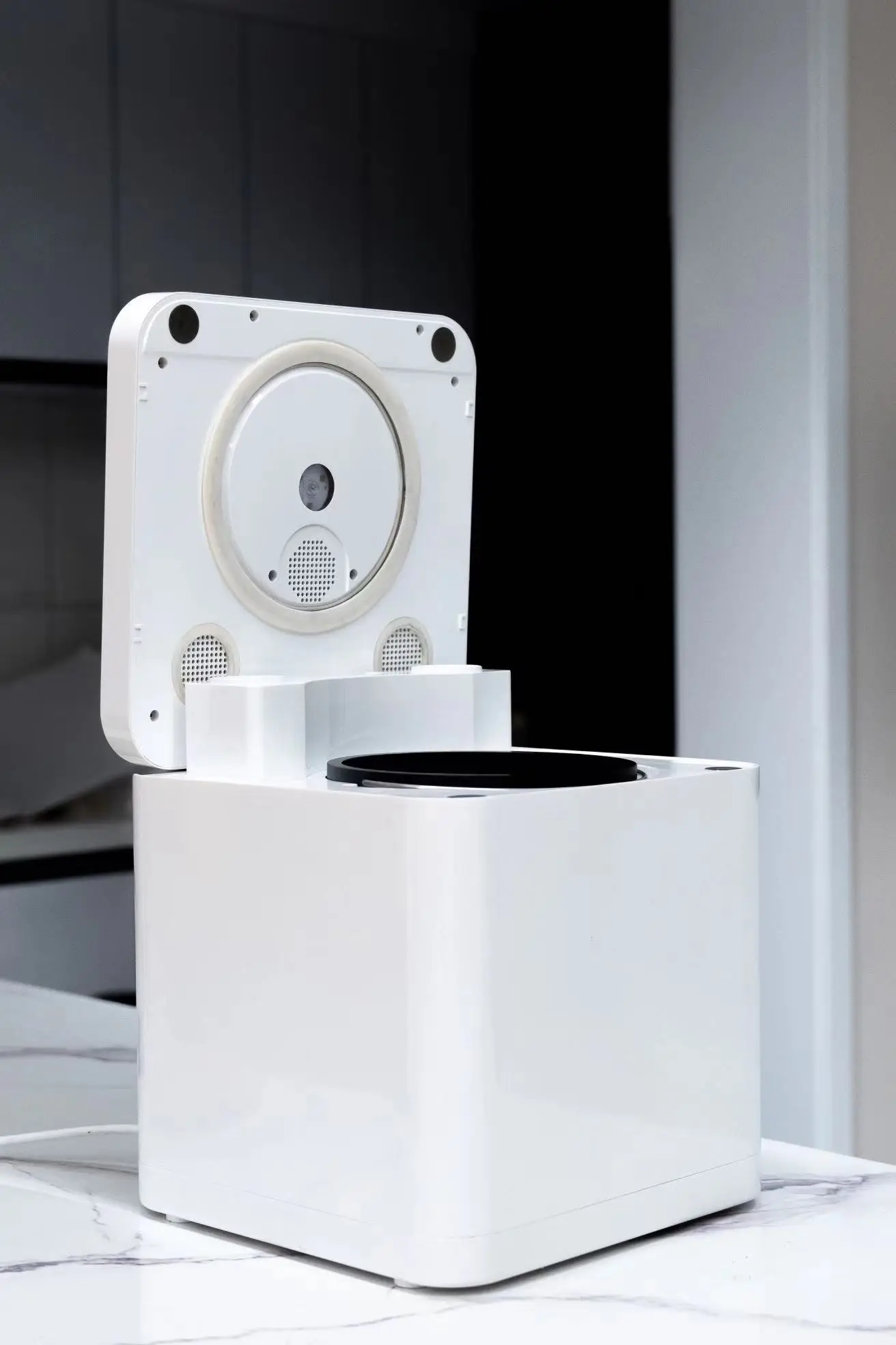 Efficient Garbage Disposals  Food Crusher Processor Drying Processor Kitchen Waste Composting Machine