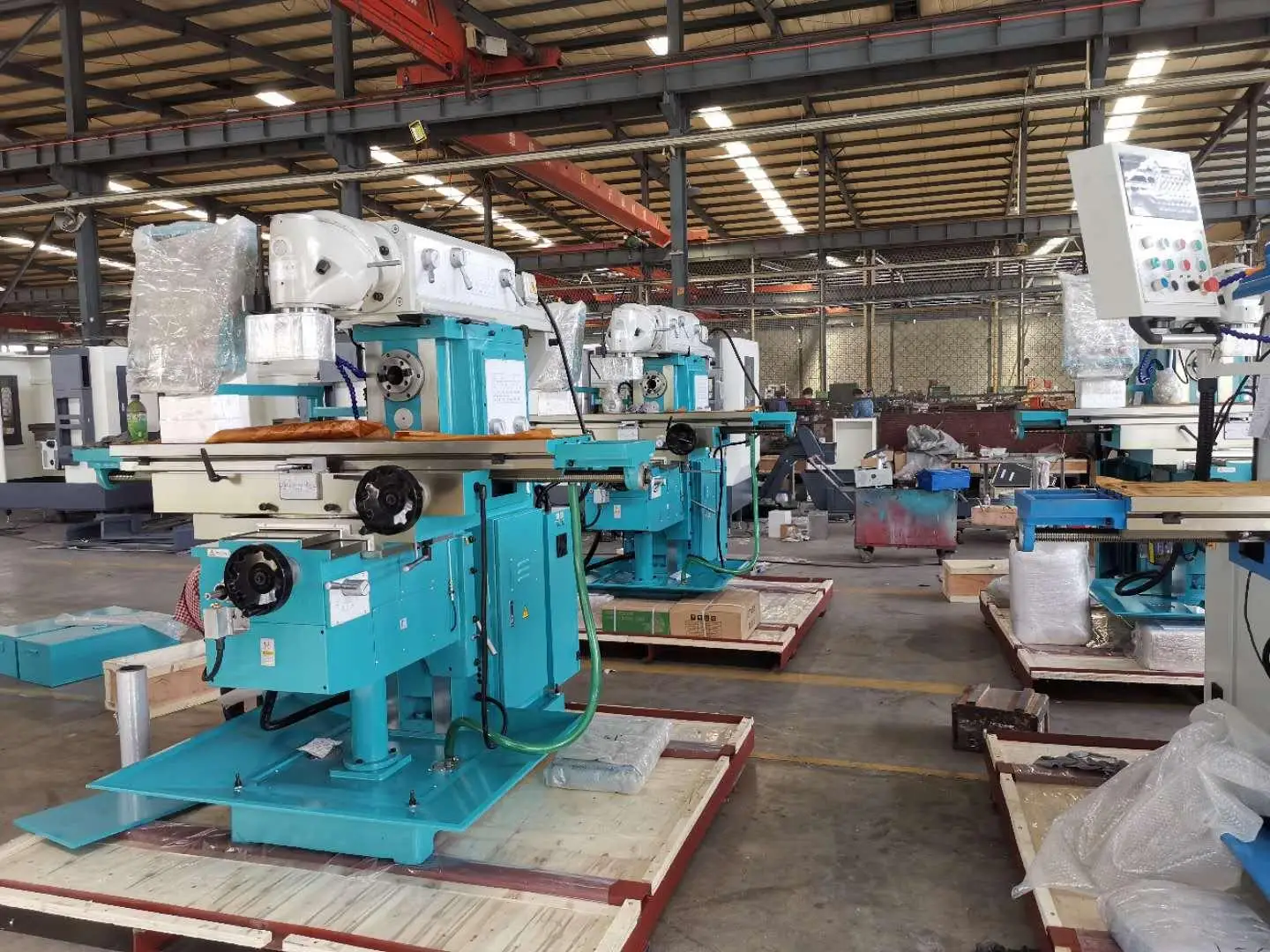 XQ6432 milling machine with vertical and horizontal spindles