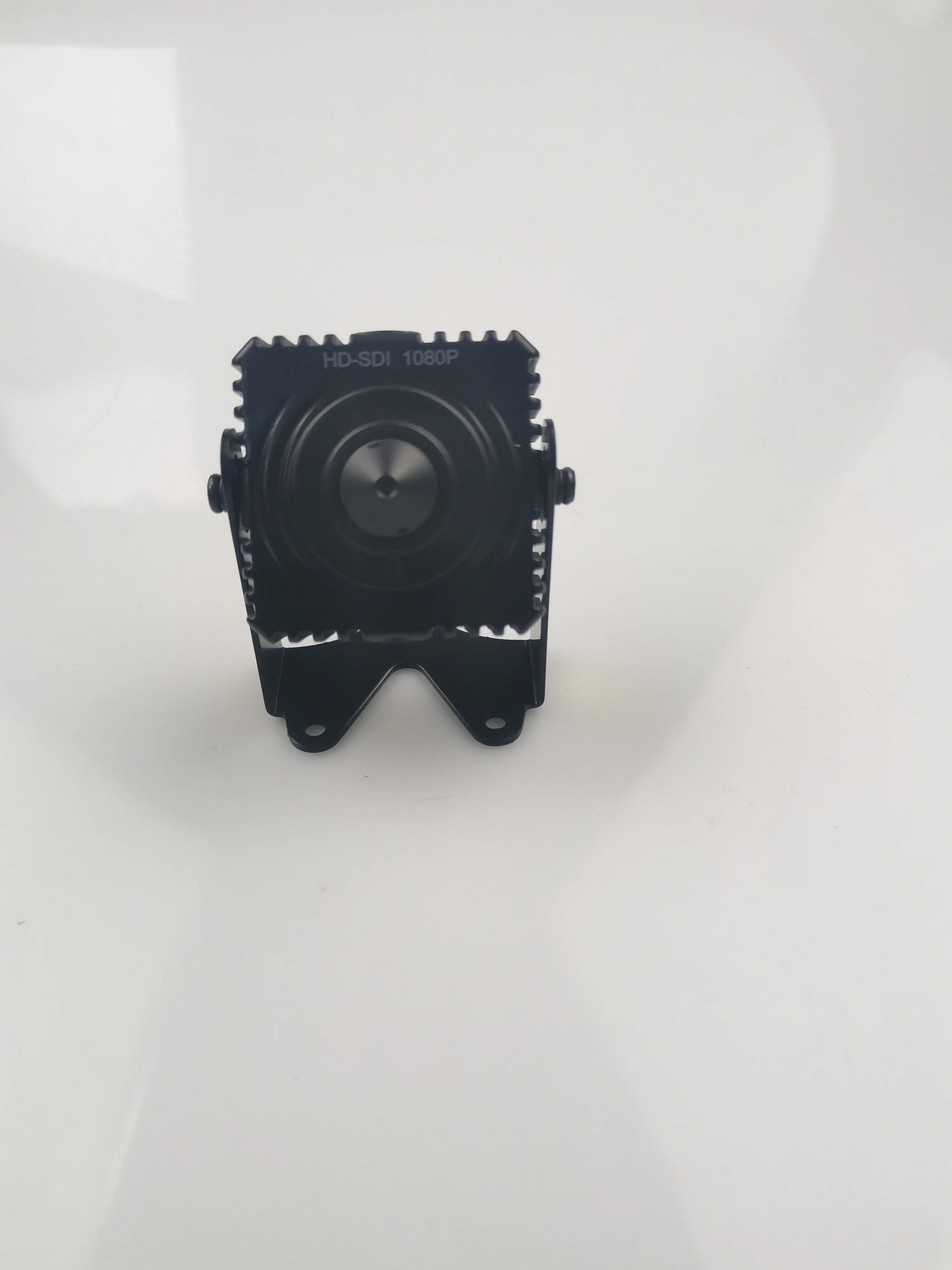 
6 IN 1 Smallest 2.0MP Starlight Super Low Lux 0.0001LUX Full Hd Sdi Mini Camera TVI/CVI/AHD/CVBS/E-SDI Two Video Output 