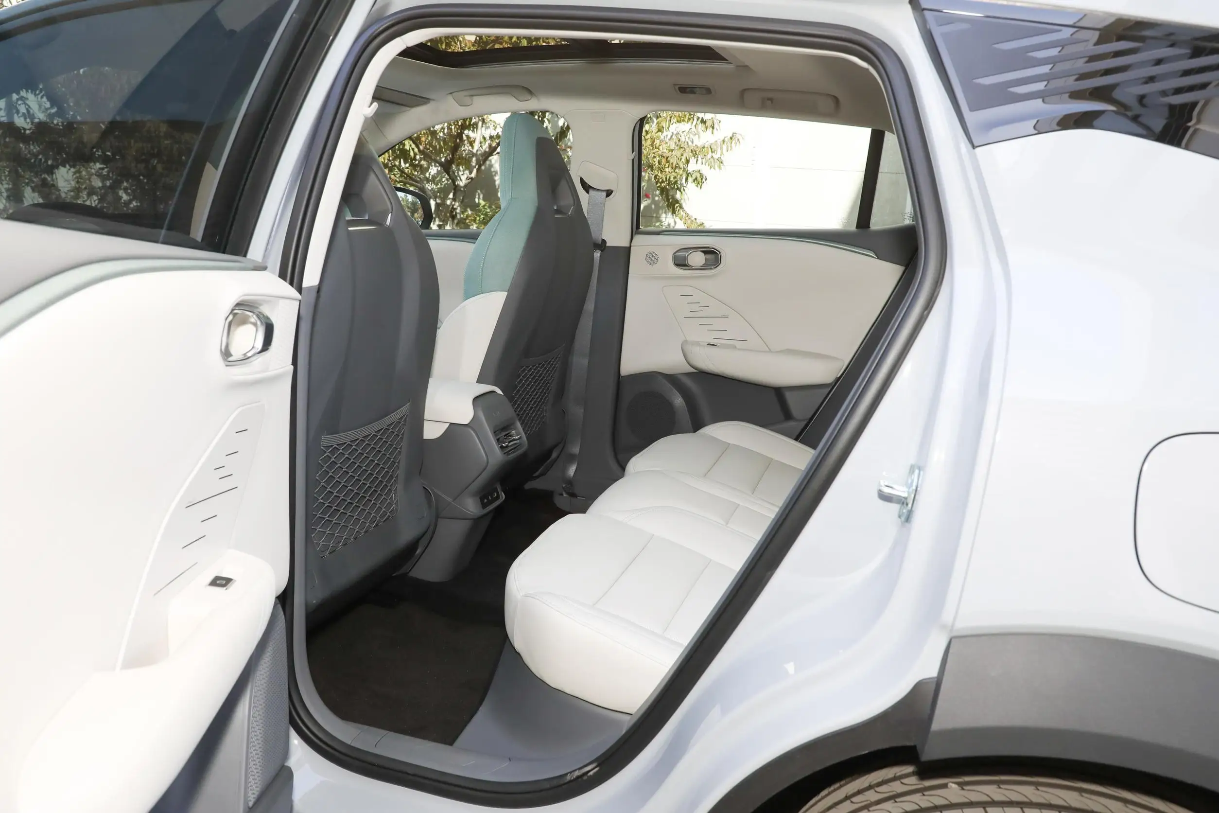 Hot Sale  Electronic Car  Chinese Brand China New Energy Used Car