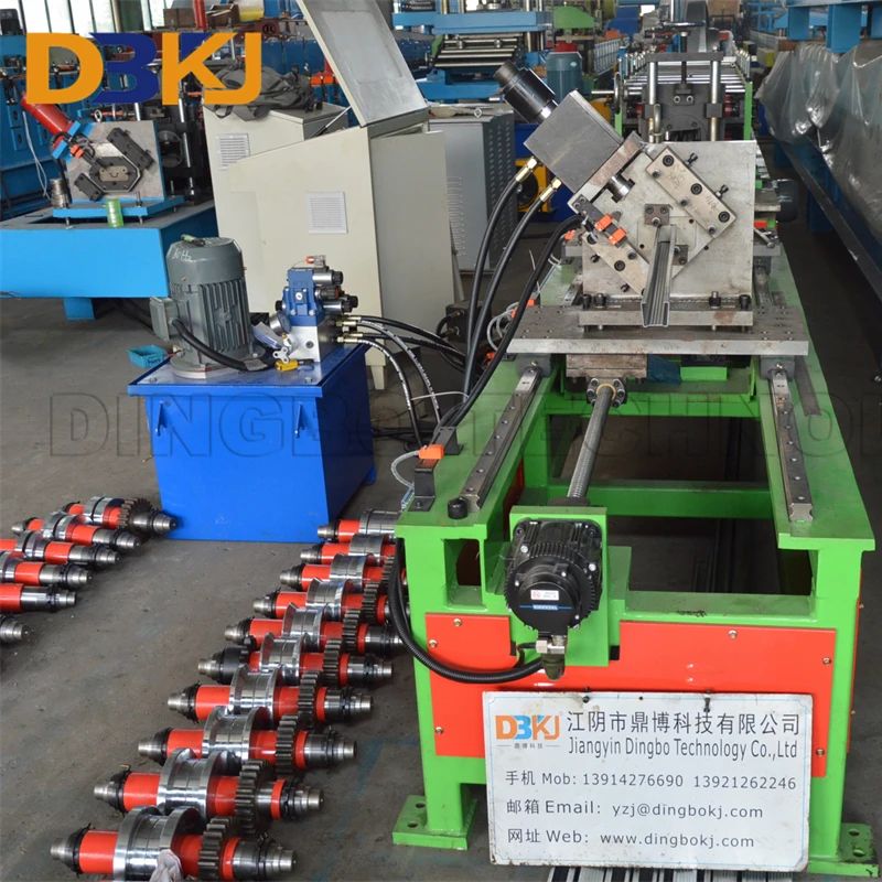 Серводвигатель для резки и гусеничная роликовая формовочная машина с быстрой скоростью 0-25 м/мин кубический канал металлическая