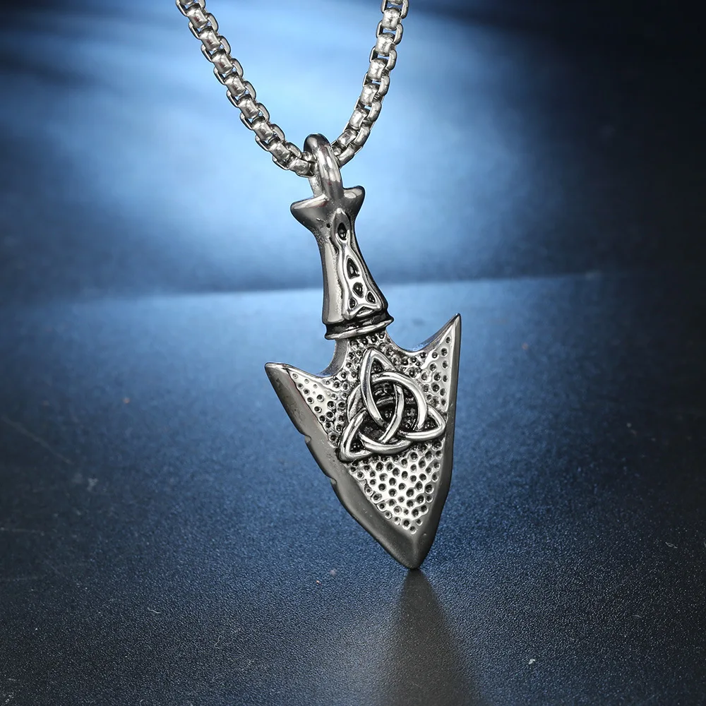 High Quality Wholesale Arrowhead Ornament Stainless Steel Celtic Knot Pendant for Men Pendant Necklace