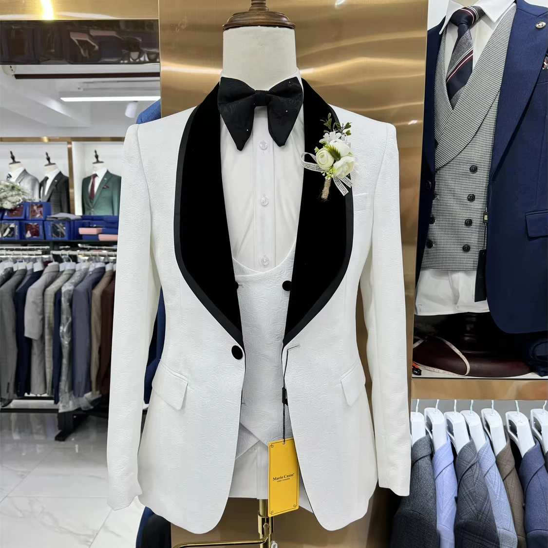 100% real White Slim Fit men suits 3 piece 3D printing Raised dragon Pattern Two Slits Business Party Wedding Suits for Men MSW2