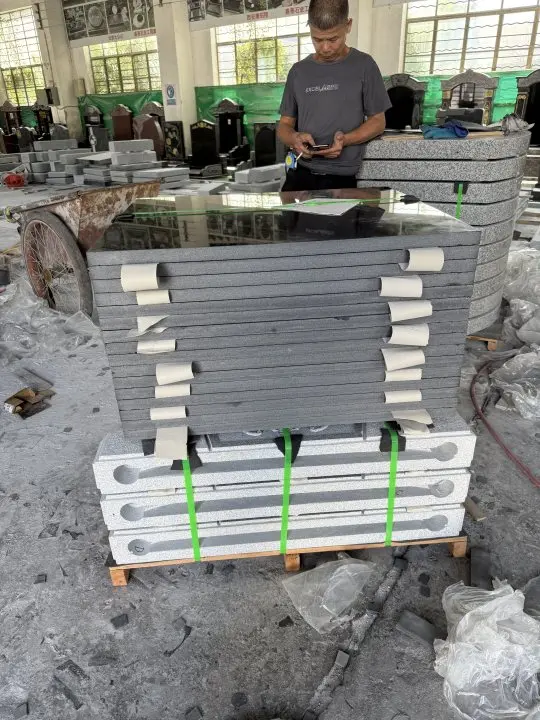 Hot Selling Luxury Modern Design Black Natural Stone Granite For Interior Exterior Decoration