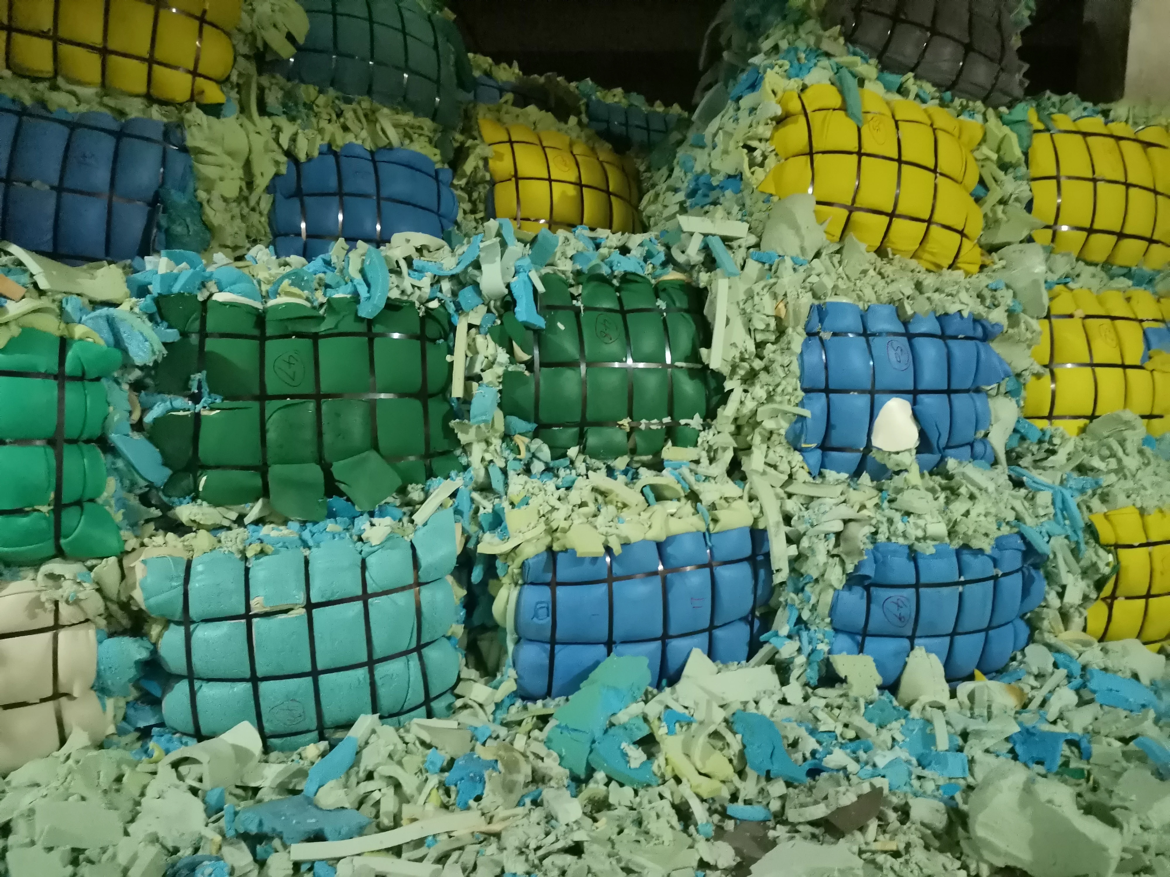 Slow memory foam High quality low price memory foam scrap