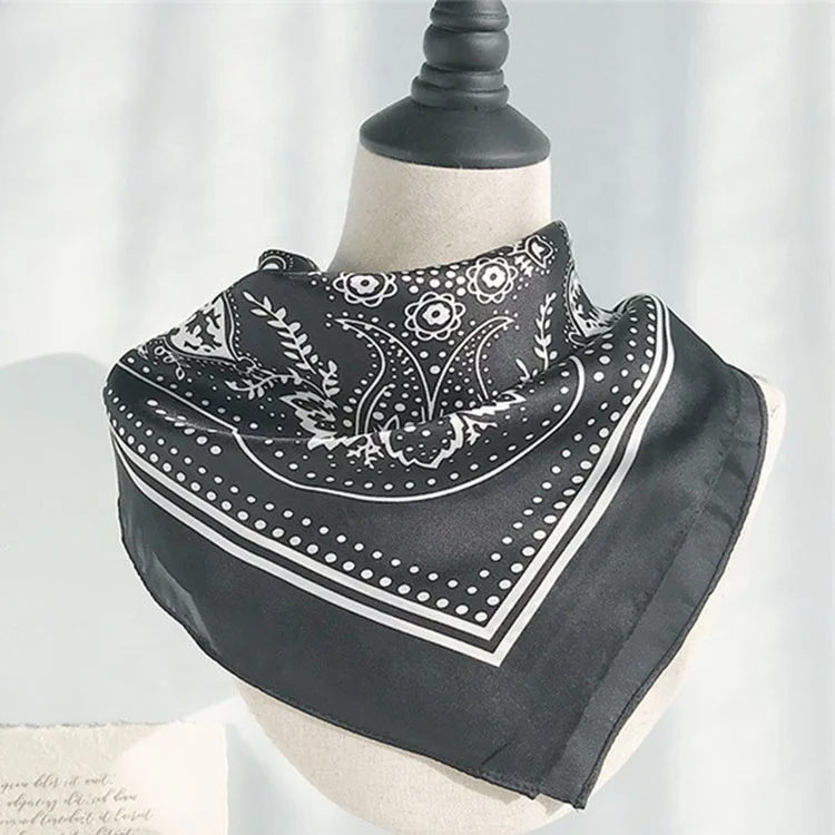 Wholesale fashion summer smooth women stripe printed square hair silk satin shawls and scarves scarf