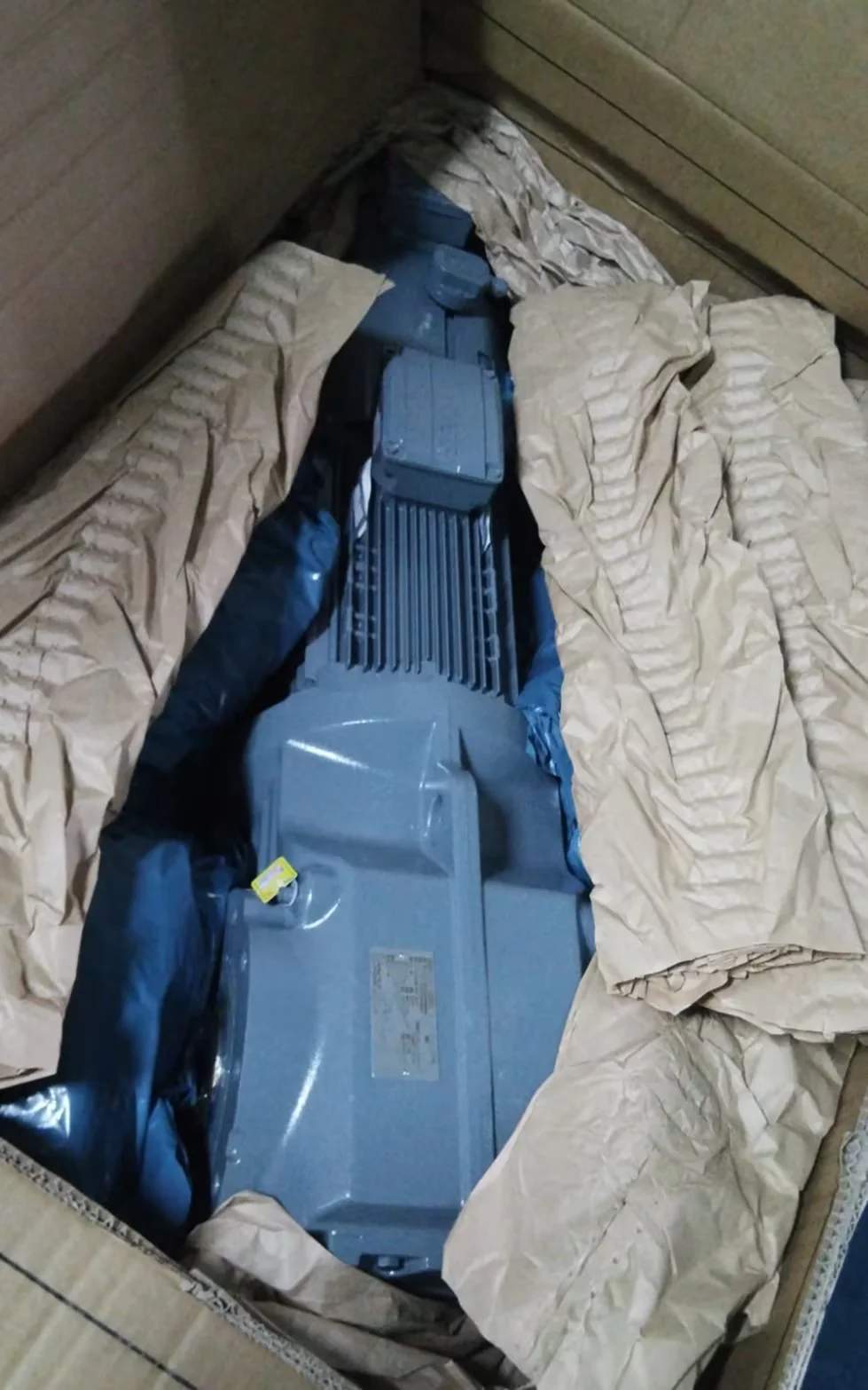 Шить EURODRIVE шить мотор KA97 DRS132MC4BE11/TH/ES7S 60.7533204703.0007.18 OG73UN1024 редуктор