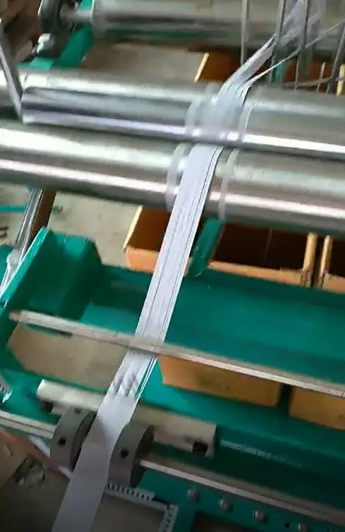 Сепаратор для латексной проволоки, машина для отделки латексной проволоки, машина для отделки текстиля