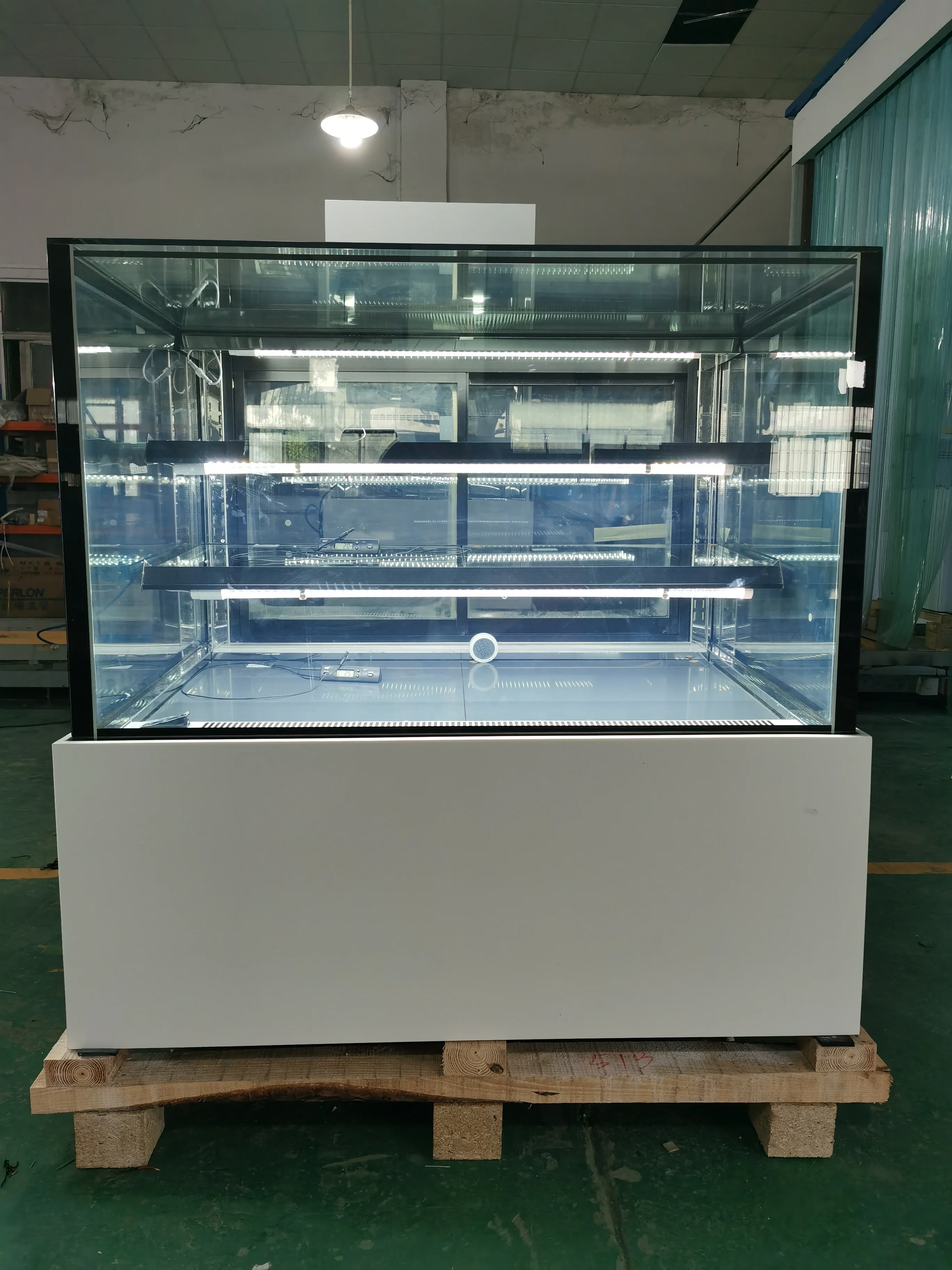 cake display counter,baker showcase fridge,commercial refrigerator equipment
