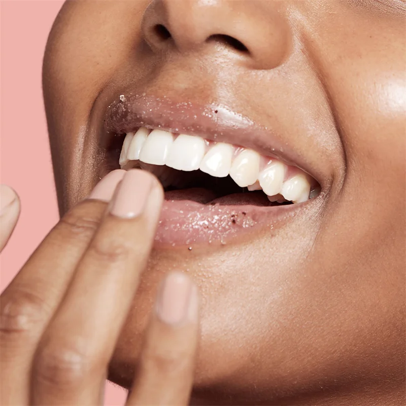 Glowing Turmeric smoking lip scrub for wholesales