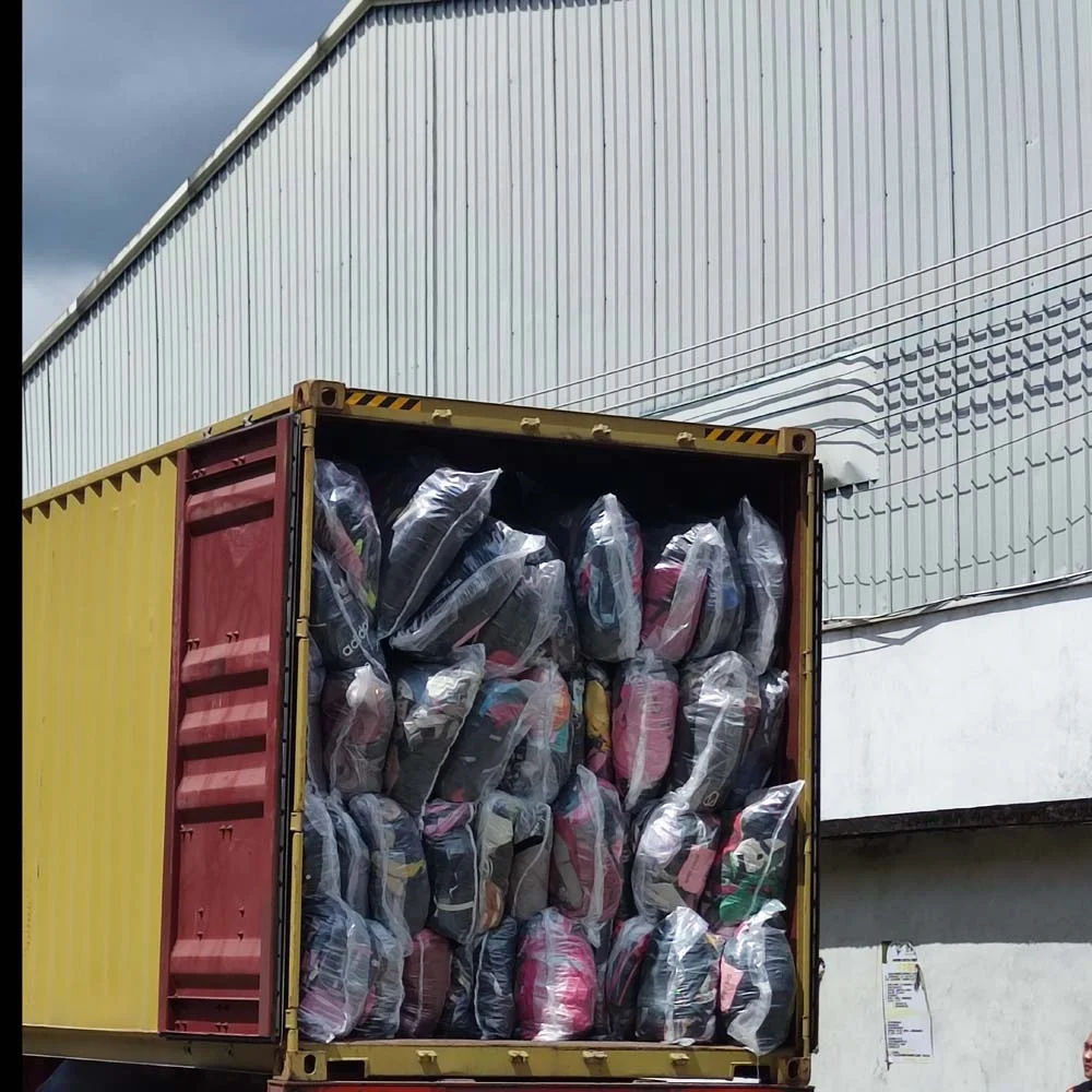 Import Vintage Thrift Store clothes used apparel bales second hand jeans denim trousers pants clothing