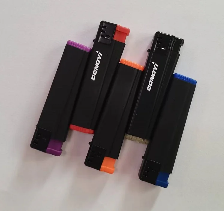 2024 hot sale vapers New Fashionable Customizable Stable Flame Electronic Lighter Promotional Price Dy-1703