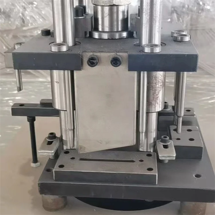 Aluminum Door Small Punch Vinyl Windows Making Machine For Aluminum Window