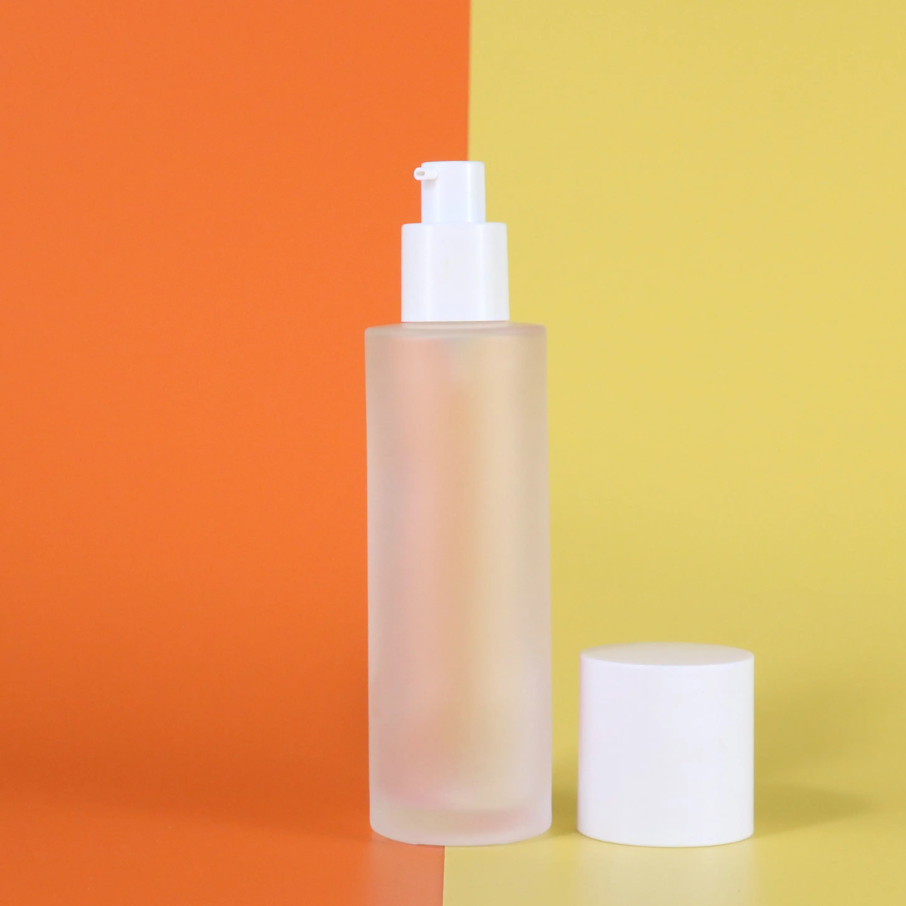 Wholesale Skin care packaging 100Ml 120Ml Frosted Glass Lotion  Container Empty Perfume Face Toner Glass Mist Spray Pump Bottle