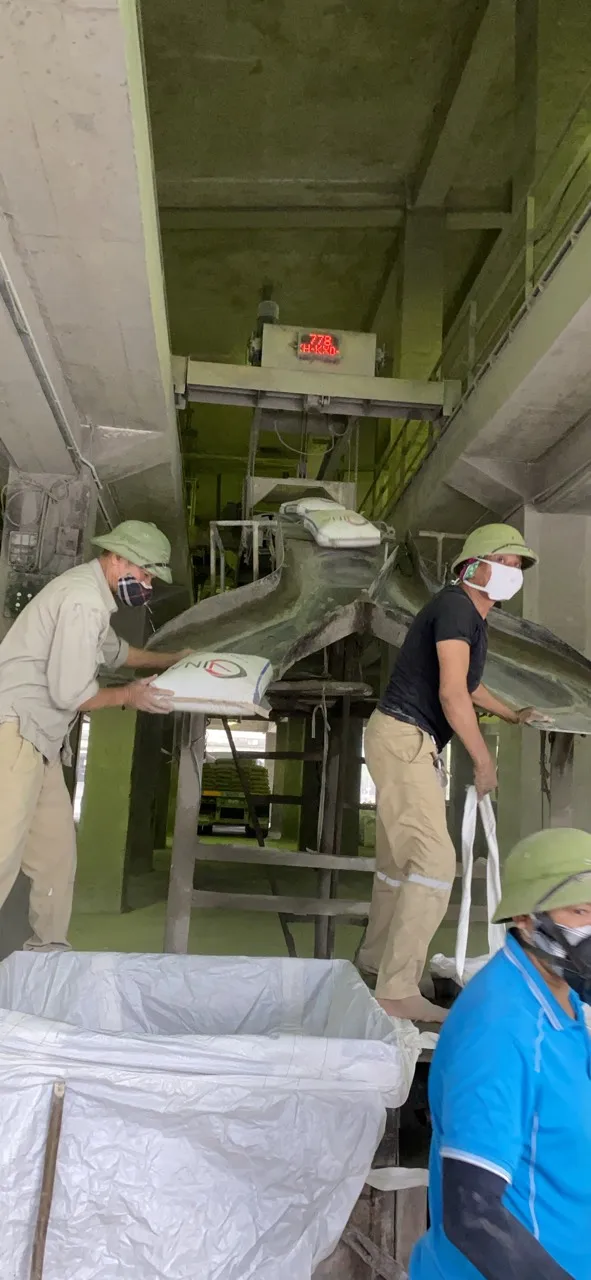 Vietnam Portland cement grade 32.5 R from OEM bag 50kg high quality