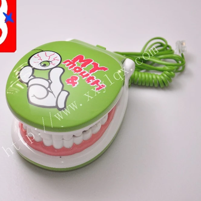 red lip telephone/funny telephone