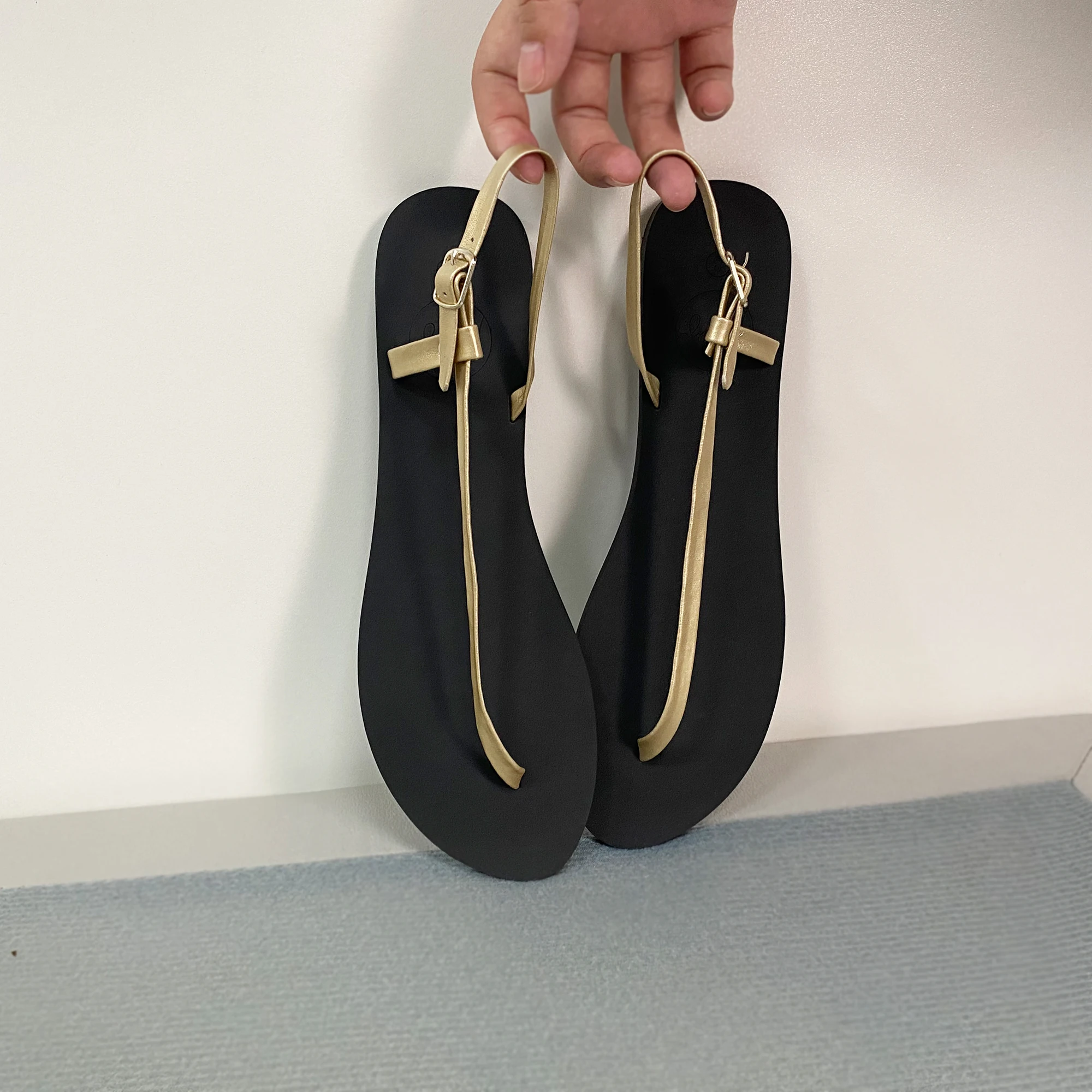 Indoor Summer Sandals Slippers Ladies Flat Shoes Non Slip Beach Slides Genuine Leather Sandals Women