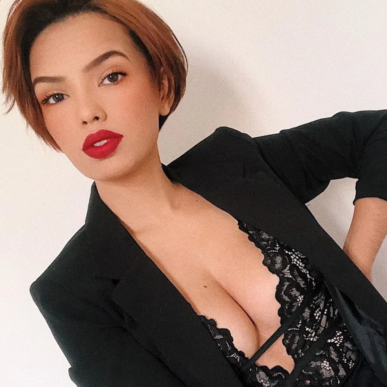 Прямой парик Боб Фея Реми 4x4 парик на сетке предварительно выщипанный 13x4x1 кружевной фронтальный коричневый парик Омбре из человеческих волос для женщин