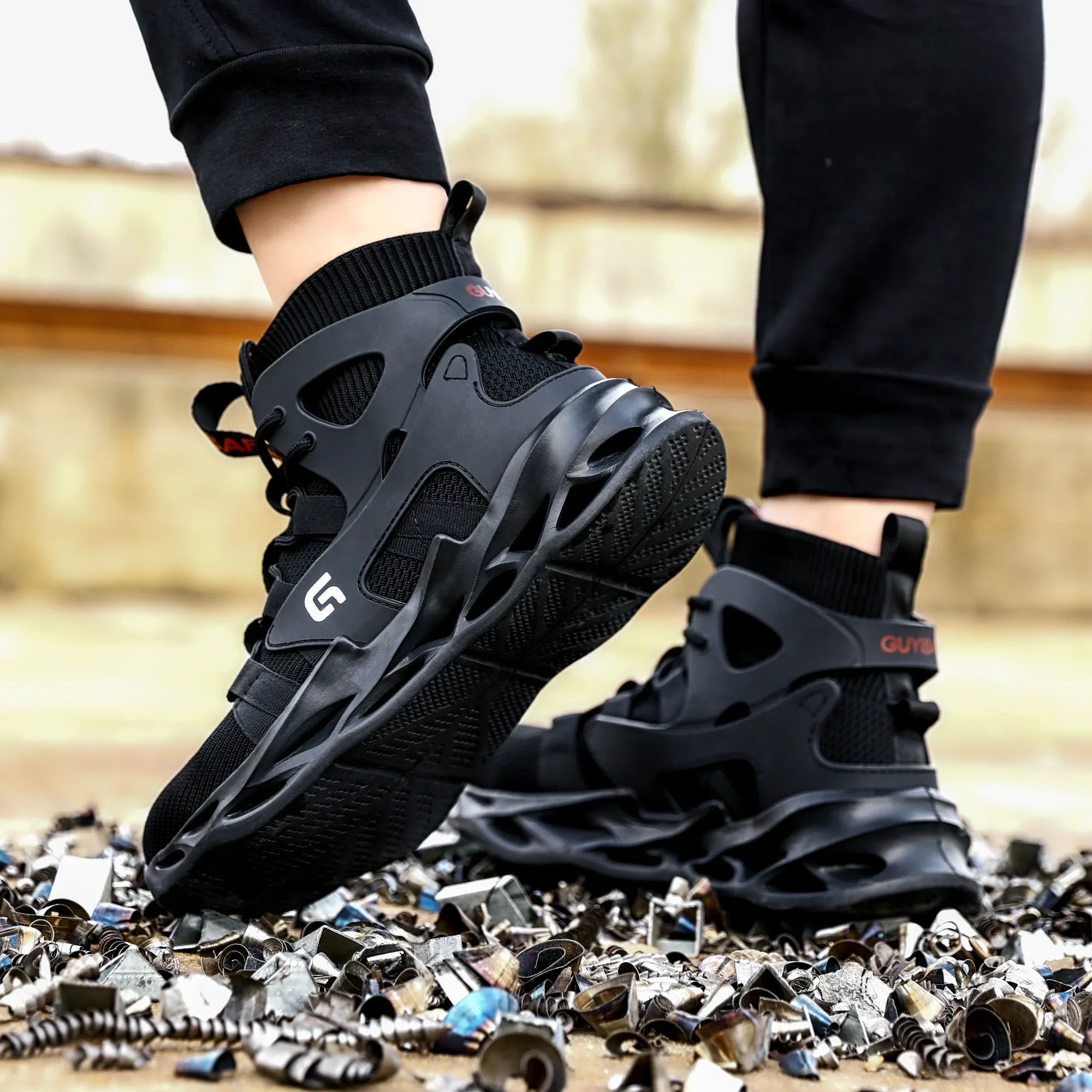 GUYISA Outdoor Sports Safety Shoes European Standard Steel Toe Lightweight Safety Shoes