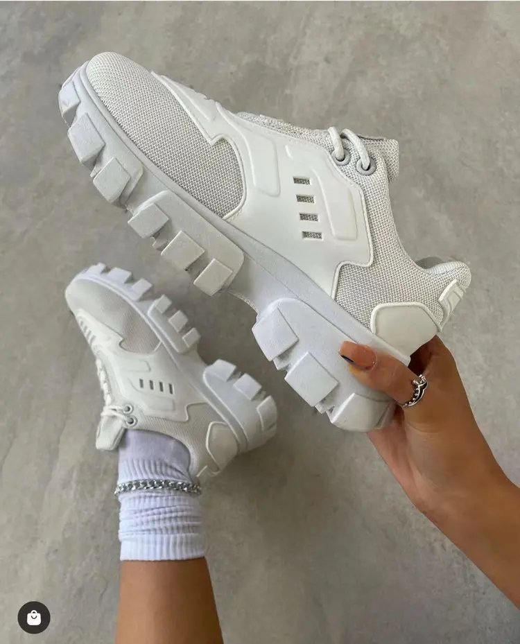 Factory wholesale custom logo high quality old school fashion new styles dunks sneakers for women 2023