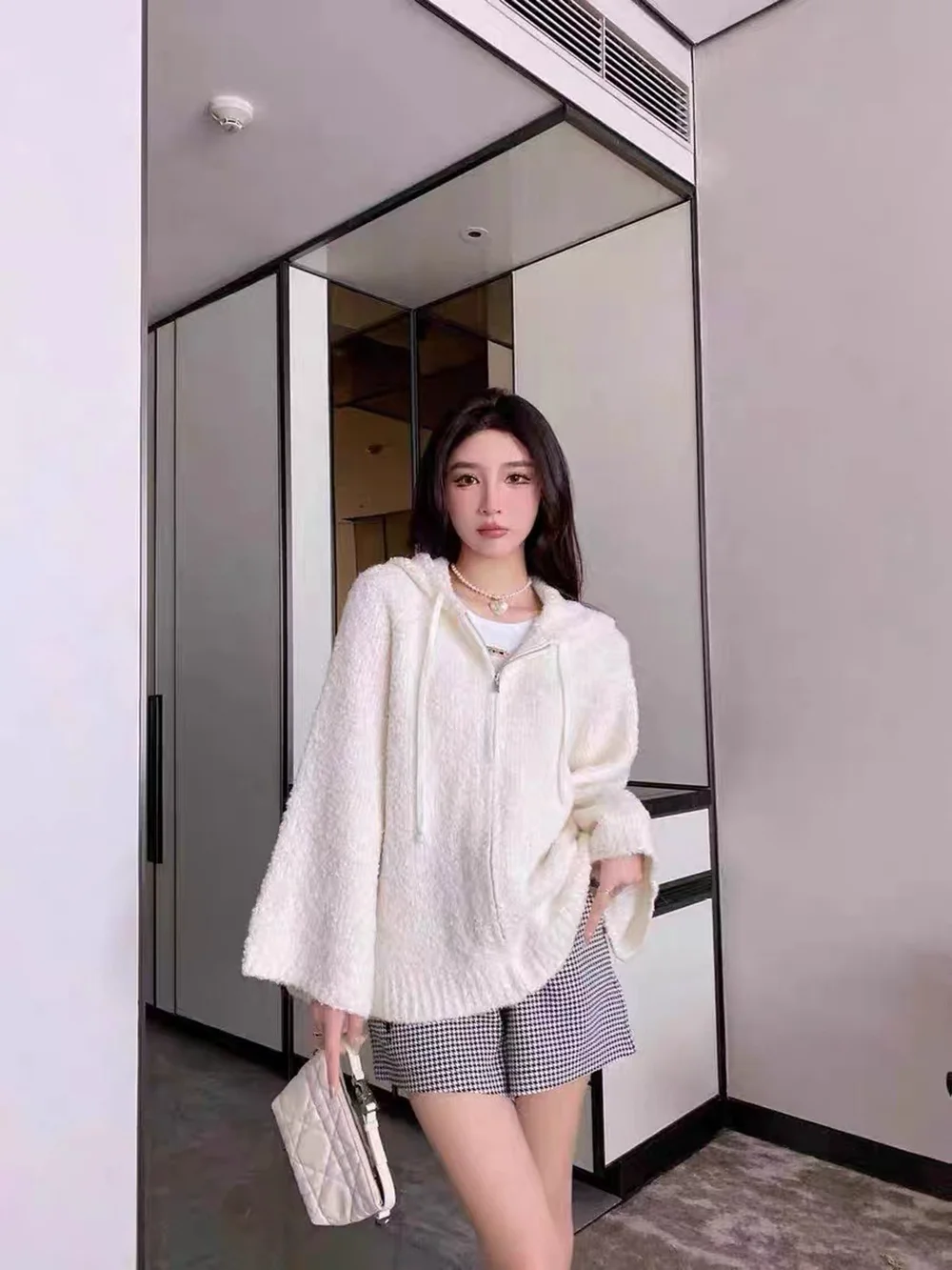 Autumn And Winter New Zipper Hooded Ladies Casual Loose Version Of Knitted Sweater