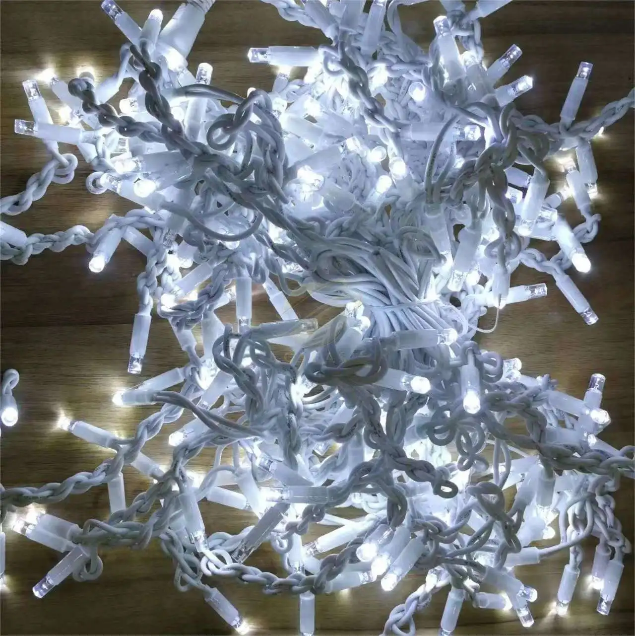 3X3 Connectable Curtain Icicle Lights String with 300 LED Net Lights for Tree Outdoor Lighting Holiday Wedding gazebo Decoration