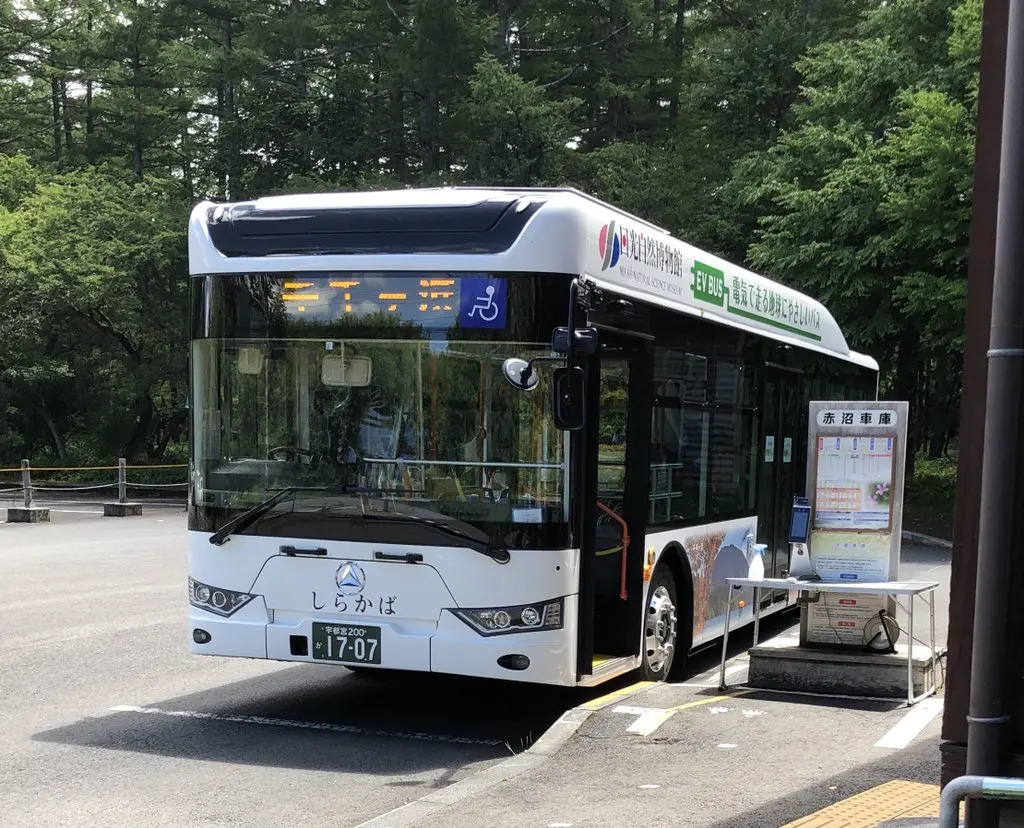 Japan Market RHD 10.5m High-end Electric Powered City Bus with 2 Doors 70 Passengers Green Energy Bus on Sale