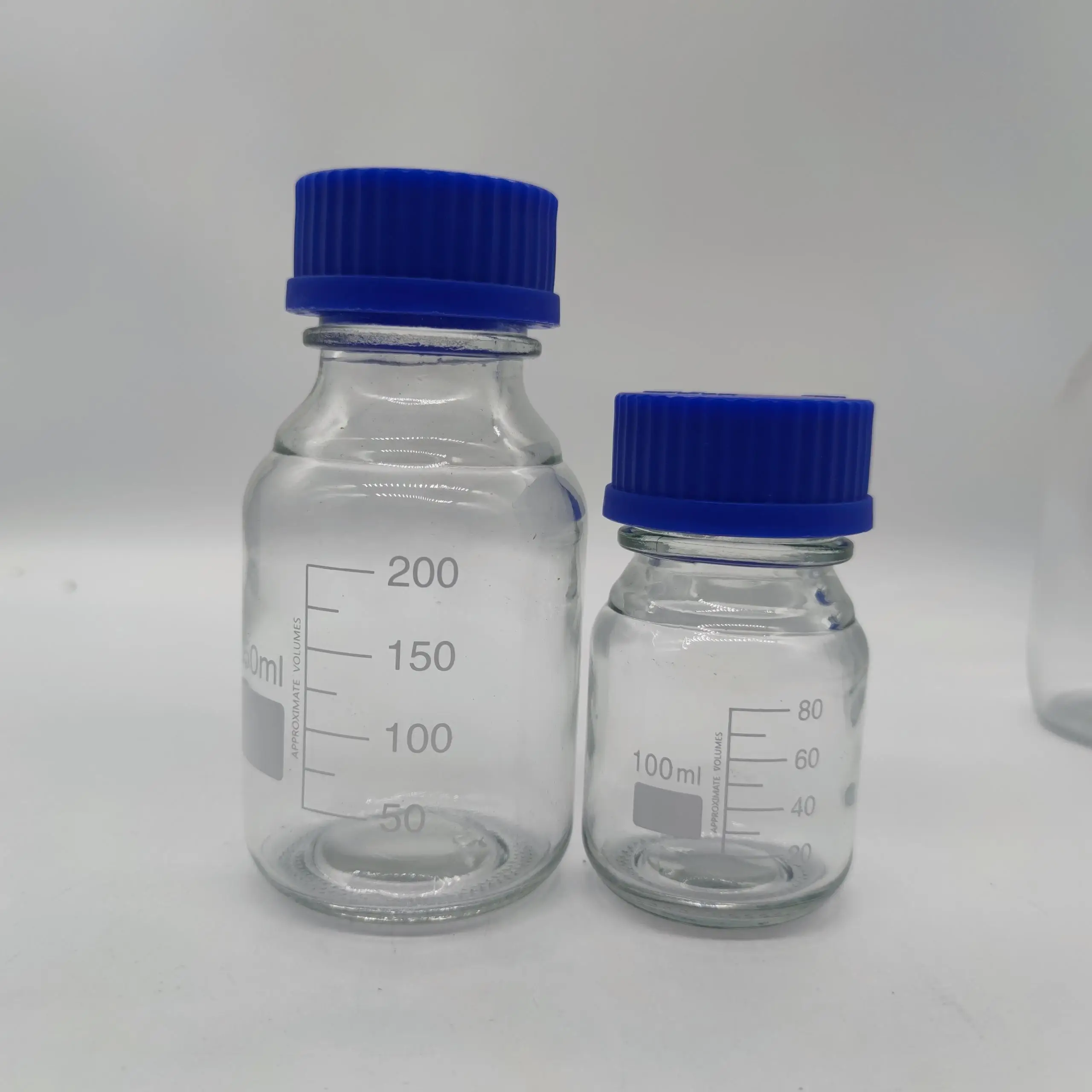 Laboratory Round Bottom GL45 Blue Screw Cap Glass Media Storage Reagent Bottle in Wholesale Price