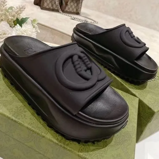 2022 Latest ladies zapatillas luxury GHGH Indoor flip-flops slippers slides Sandals Women Famous Brands design inspired slides