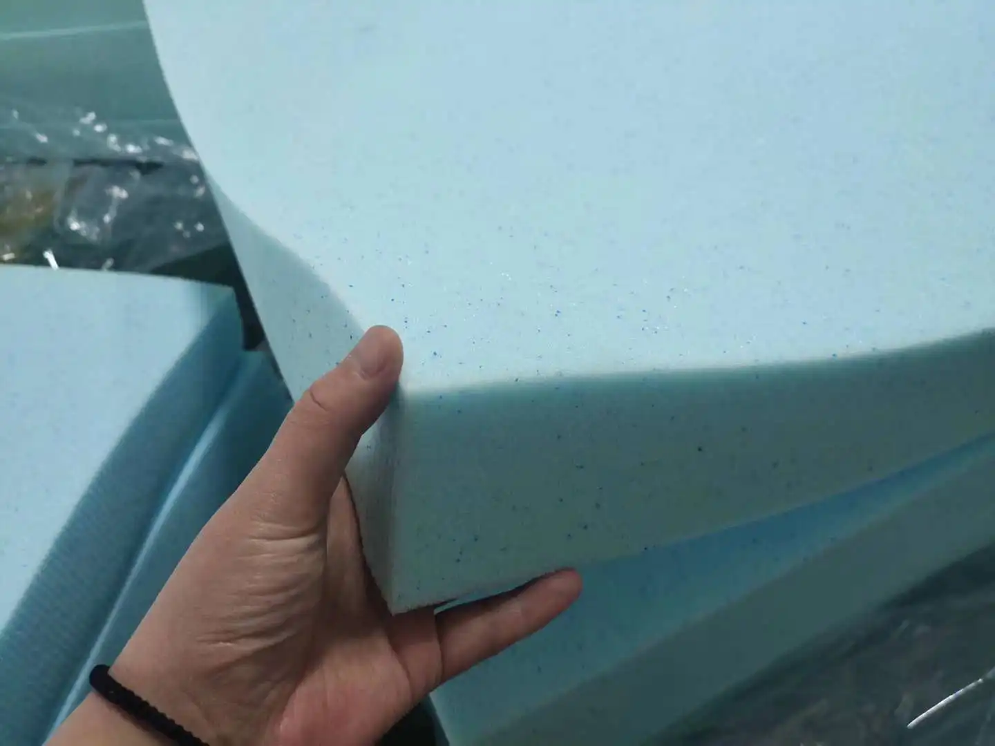 Cool sleeping visco gel memory foam adjustable foam mattress vacuum roll in a box