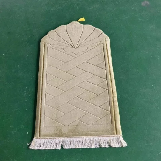 Factory Supply Turkey Tassel Thick Muslim Prayer Mat Mosque Prayer Carpet Sajadah Mat Pilgrimage Islamic Rugs