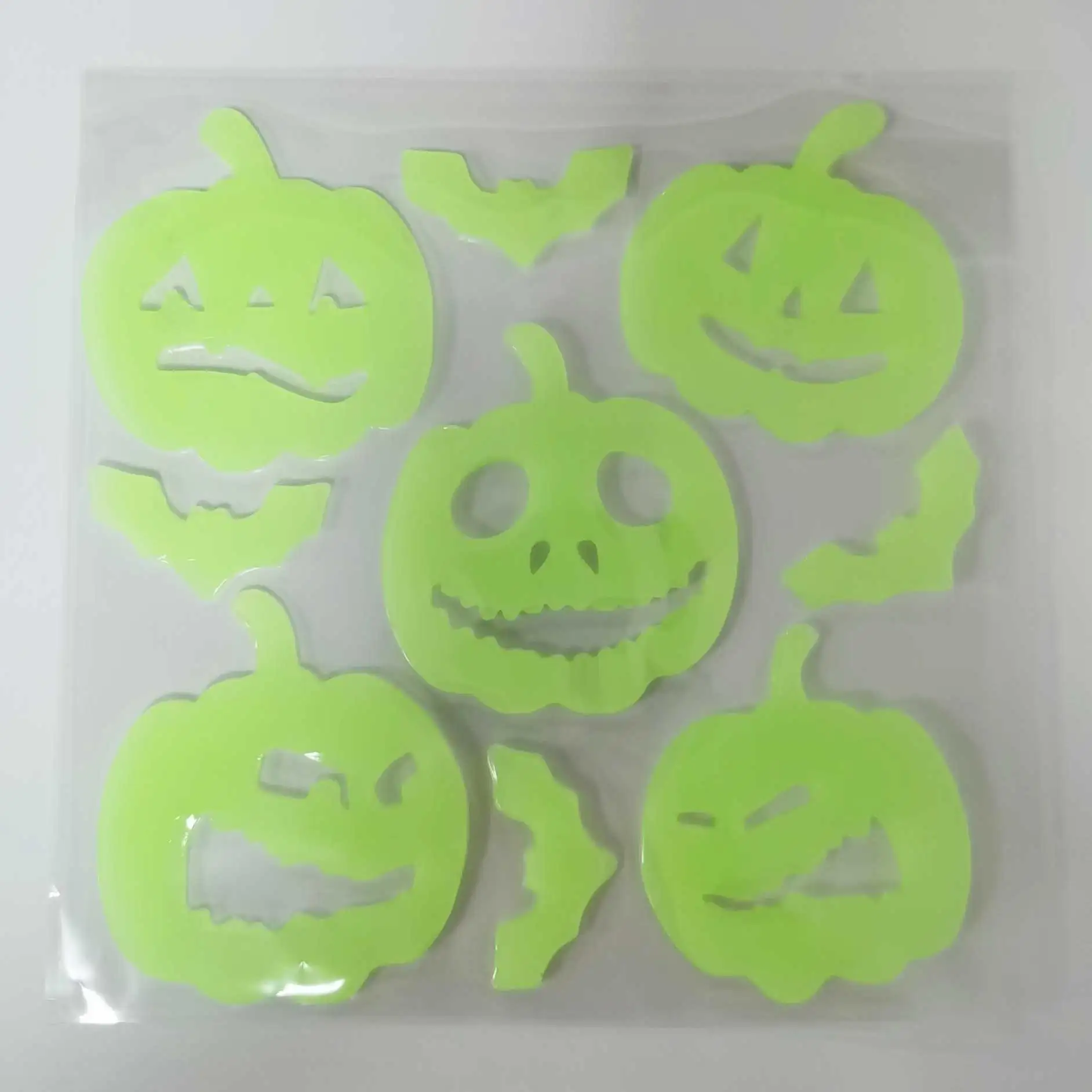 Halloween TPR Customized Window Clings decor stickers for glass window refrigerator door Glow Sticker Scary gel clings