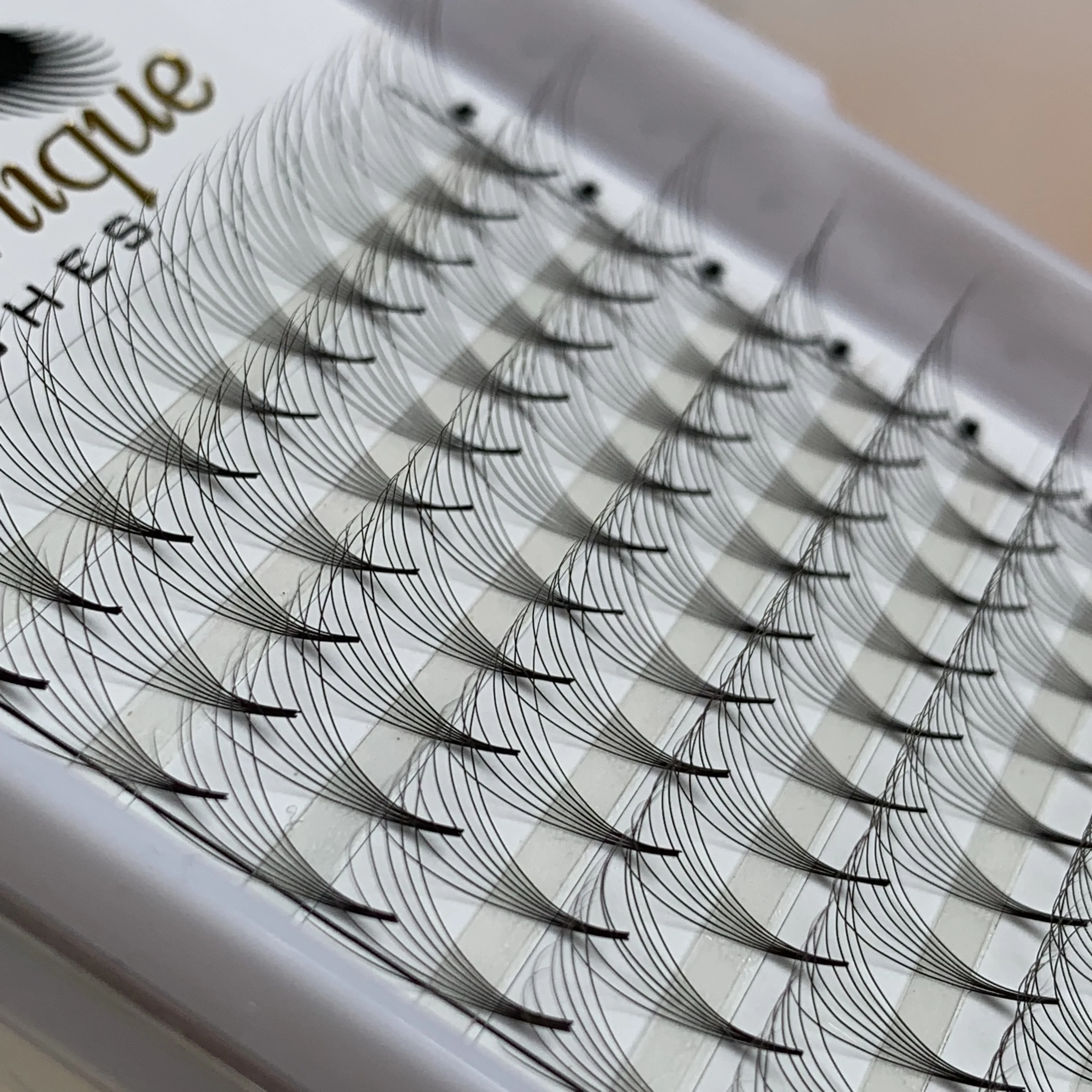 3D 5D 6D 10D Premade Volume Lash Extension Fans Thin Pointy Base Russia Volume Eyelash Extension Fans
